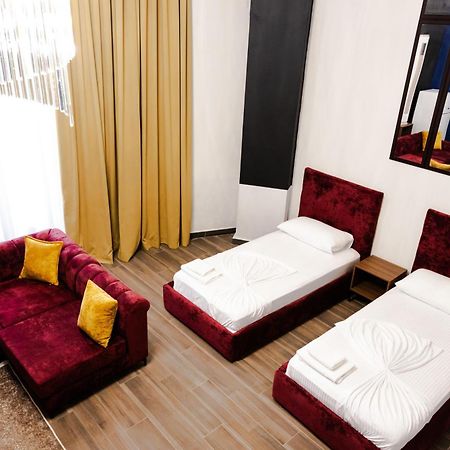 Andor Luxury Hotel & Duplex Kryemëdhej Bagian luar foto