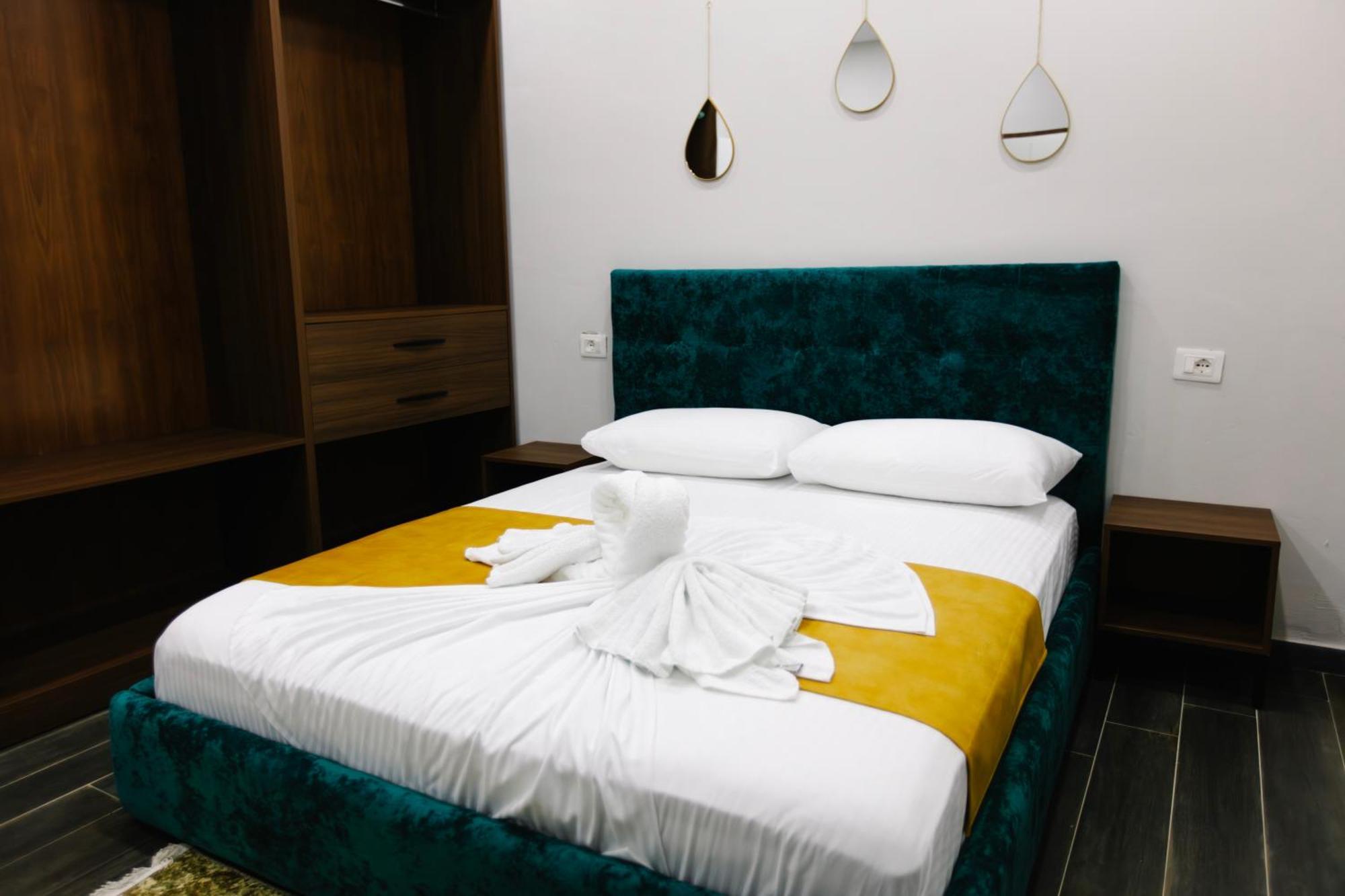 Andor Luxury Hotel & Duplex Kryemëdhej Bagian luar foto