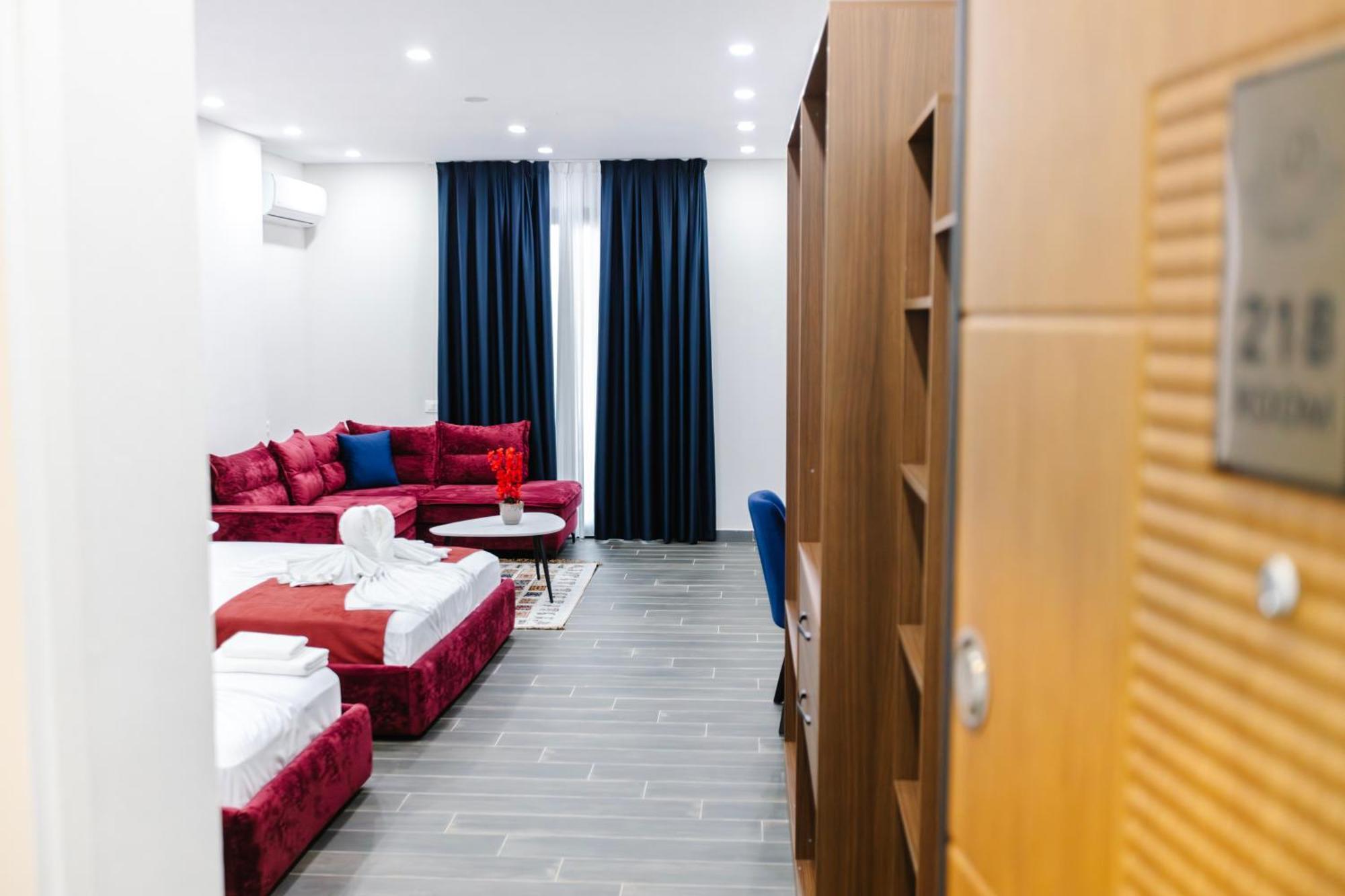 Andor Luxury Hotel & Duplex Kryemëdhej Bagian luar foto