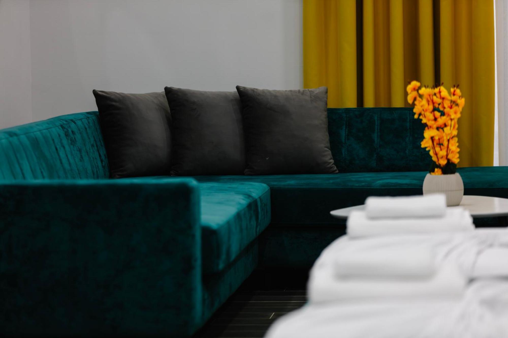 Andor Luxury Hotel & Duplex Kryemëdhej Bagian luar foto
