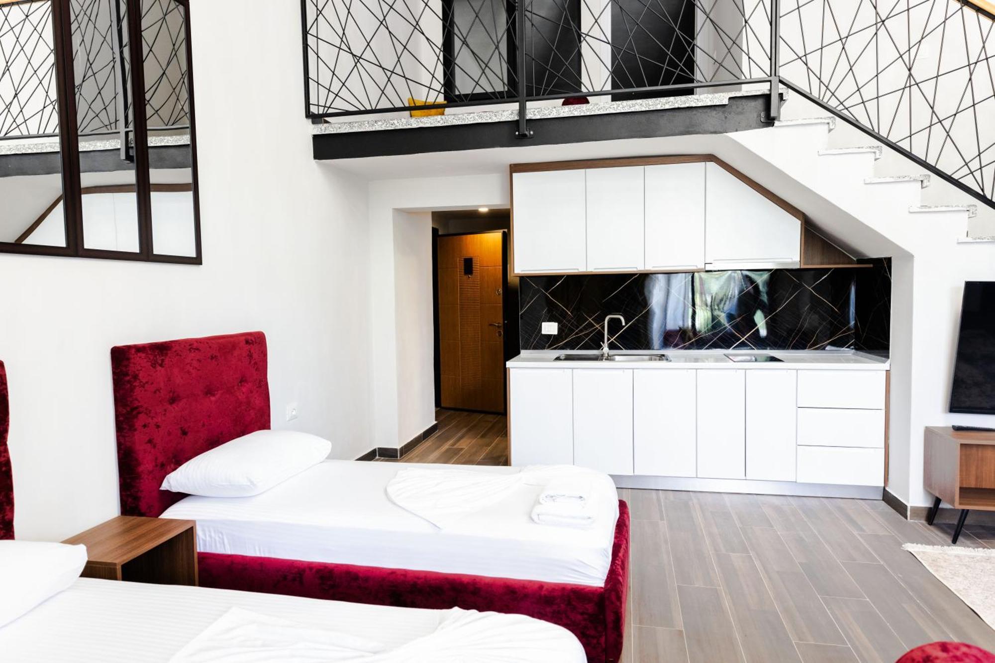 Andor Luxury Hotel & Duplex Kryemëdhej Bagian luar foto