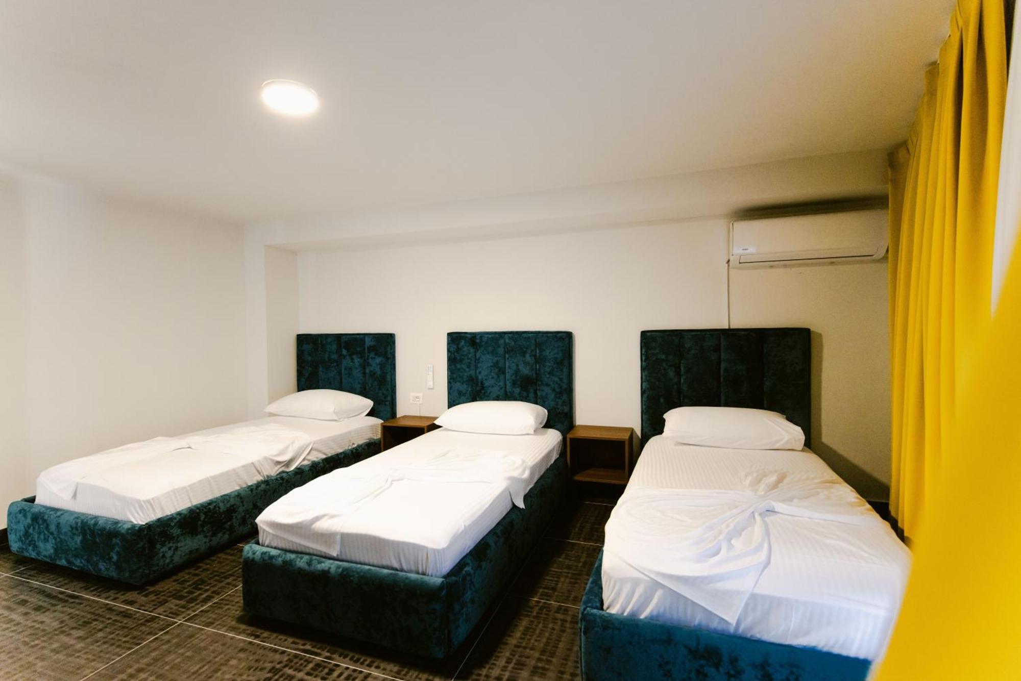 Andor Luxury Hotel & Duplex Kryemëdhej Bagian luar foto