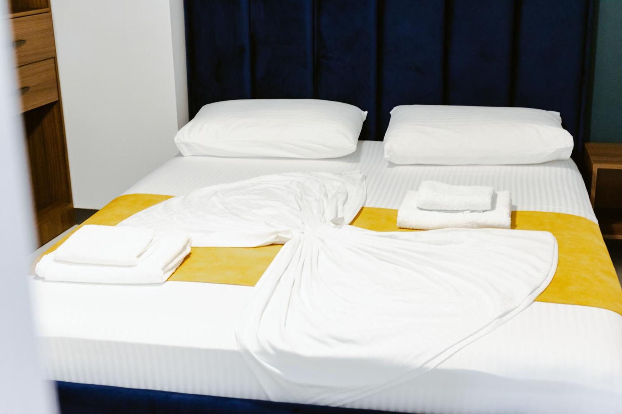 Andor Luxury Hotel & Duplex Kryemëdhej Bagian luar foto